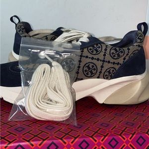 TORY BURCH SNEAKERS 😍